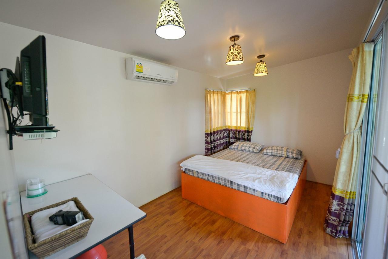 Energy Resort Nakhon Sawan Exterior photo