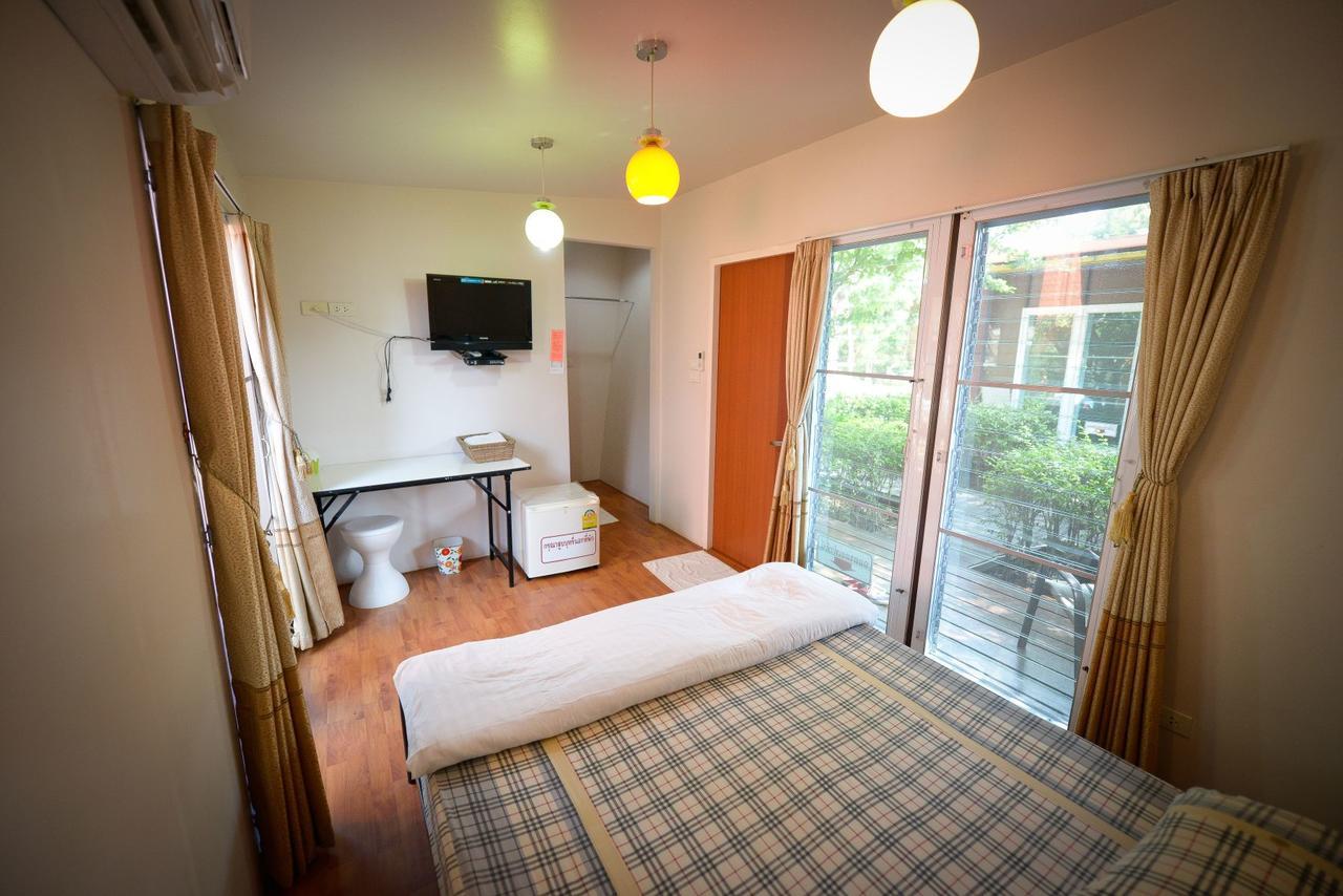 Energy Resort Nakhon Sawan Exterior photo