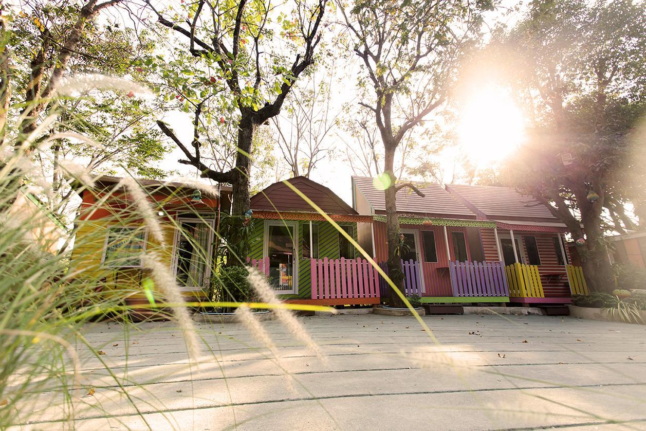 Energy Resort Nakhon Sawan Exterior photo